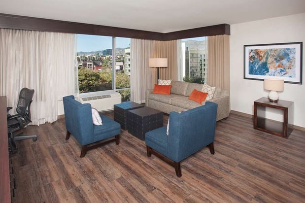 Images Hilton Garden Inn Burbank Los Angeles