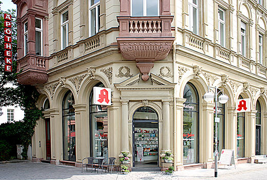 Rathaus-Apotheke, Karl-Glässing-Str. 10 in Wiesbaden