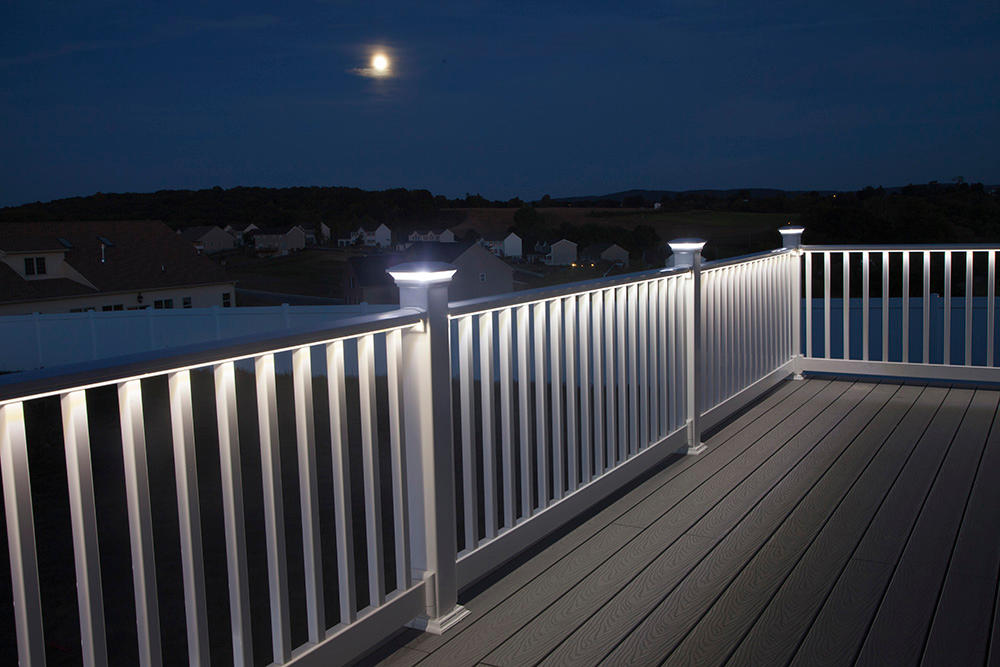 Deck Railing - Lighting