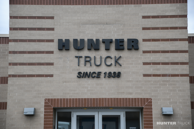 Images Hunter Truck - Corporate