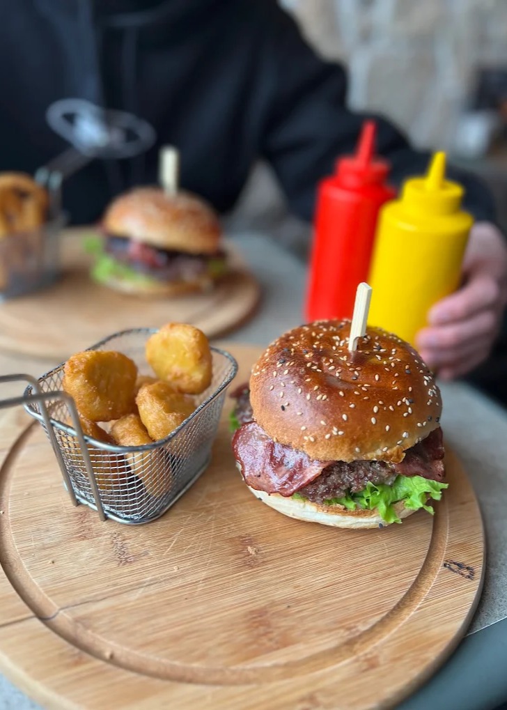 Bilder Biryani Burger