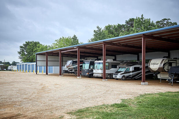 Images Spring Hill Self Storage