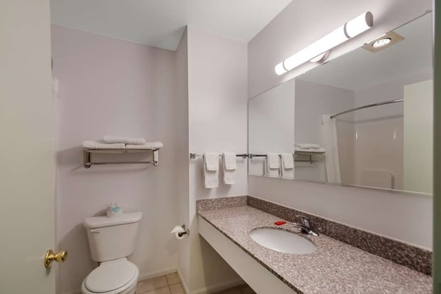 Images SureStay Plus by Best Western Berkeley Springs