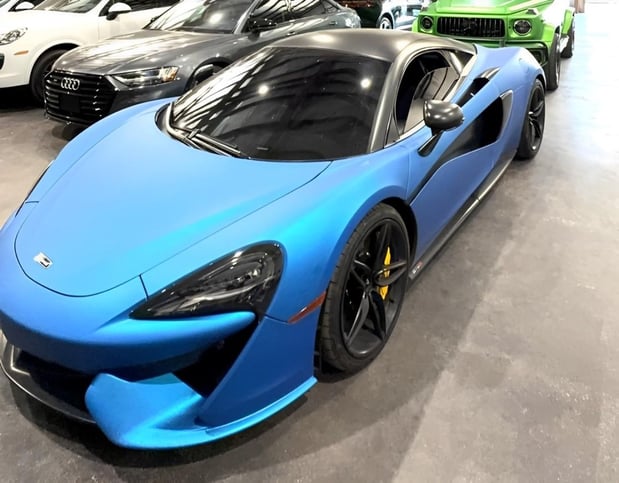 Images CRU Automotive