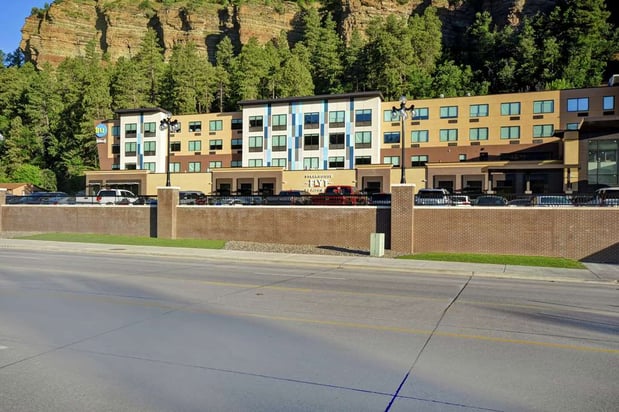 Images Tru by Hilton Deadwood
