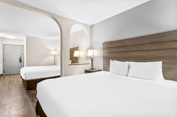 Images SureStay by Best Western Albuquerque Midtown