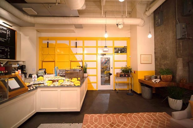 Images Shorty's Wraps