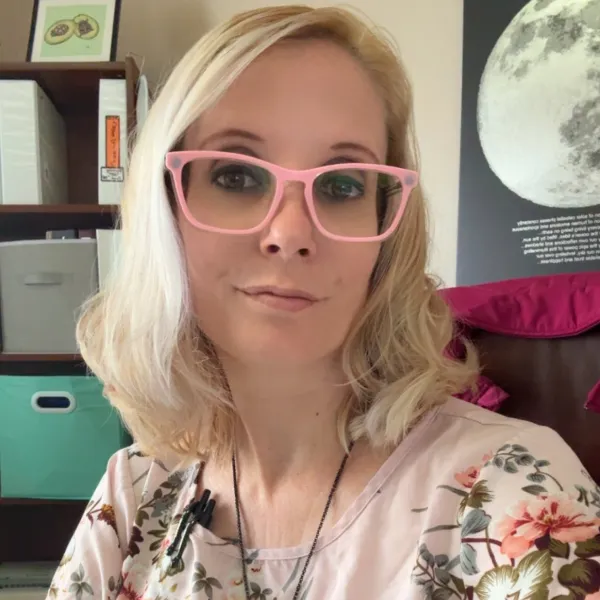Julia Blaha - Round Rock, TX - Mental Health Counseling, Clinical Social Worker, Psychologist