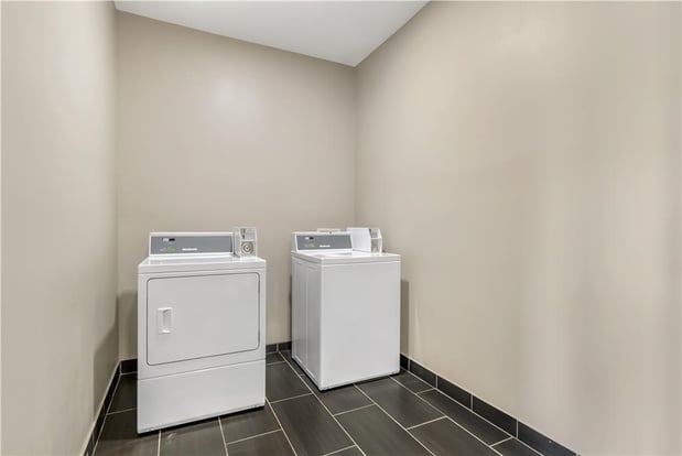 Images Best Western Commerce Inn