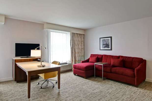 Images Hampton Inn & Suites Detroit/Troy