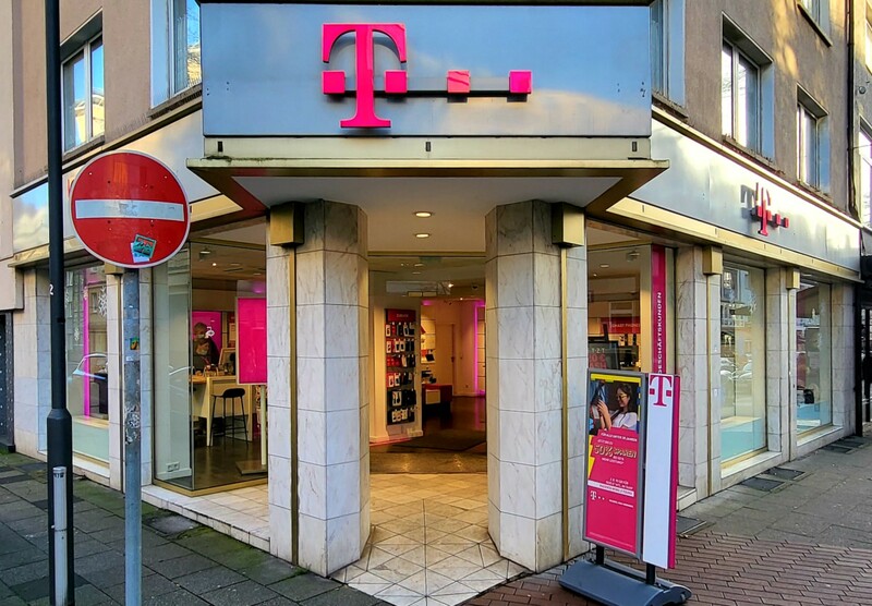 Bild 1 Telekom Shop in Essen