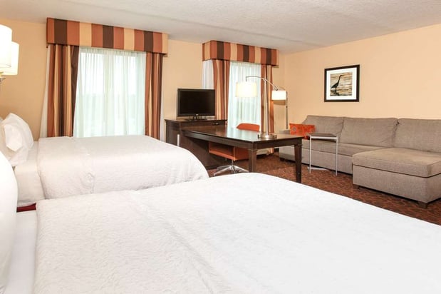 Images Hampton Inn & Suites Jacksonville-Airport