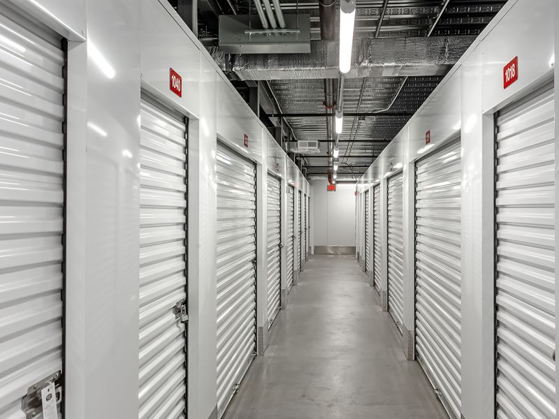 Images Extra Space Storage