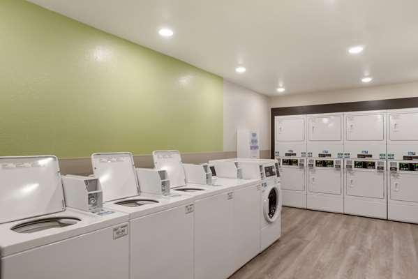 Images WoodSpring Suites Colorado Springs North - Air Force Academy