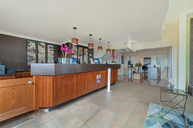 Images Best Western Plus Northwoods Inn