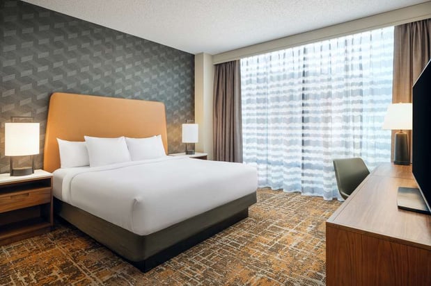Images Embassy Suites by Hilton Huntsville