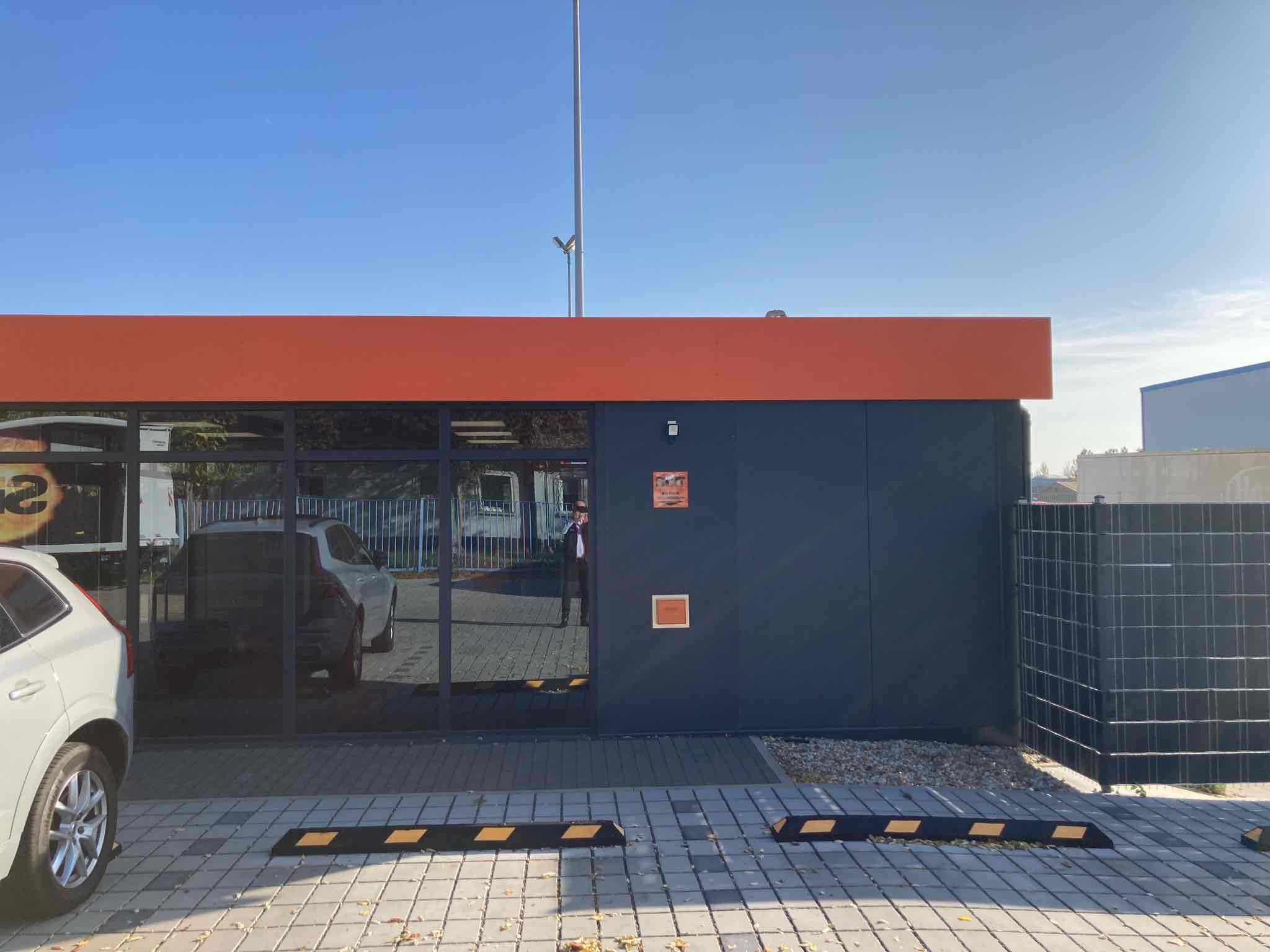 SIXT Autovermietung Halle, Delitzscher Str. 46 in Halle (Saale)