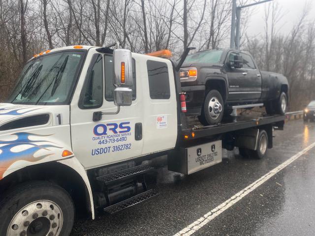 Quality Roadside Service and Towing Photo