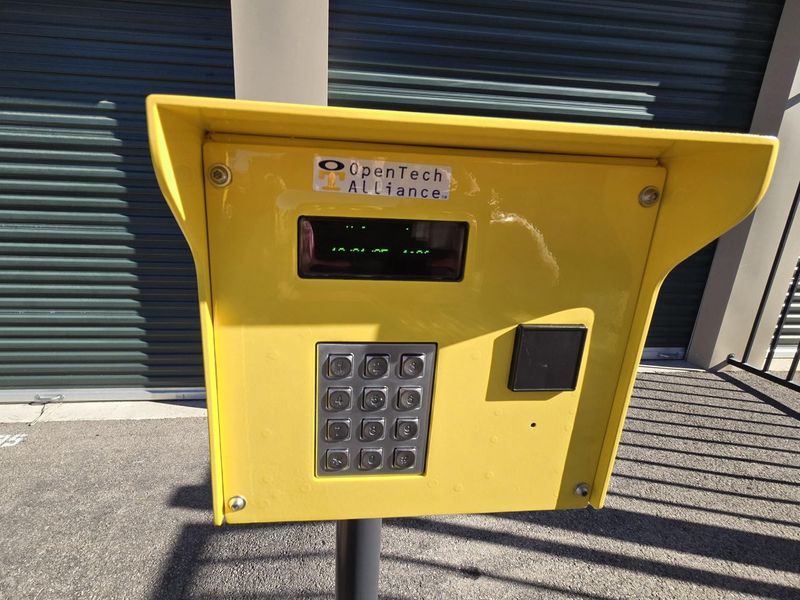 Images Extra Space Storage