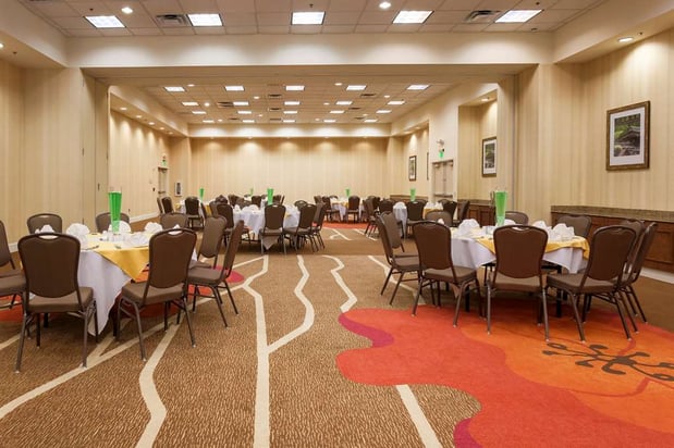 Images Hilton Garden Inn Dallas/Market Center