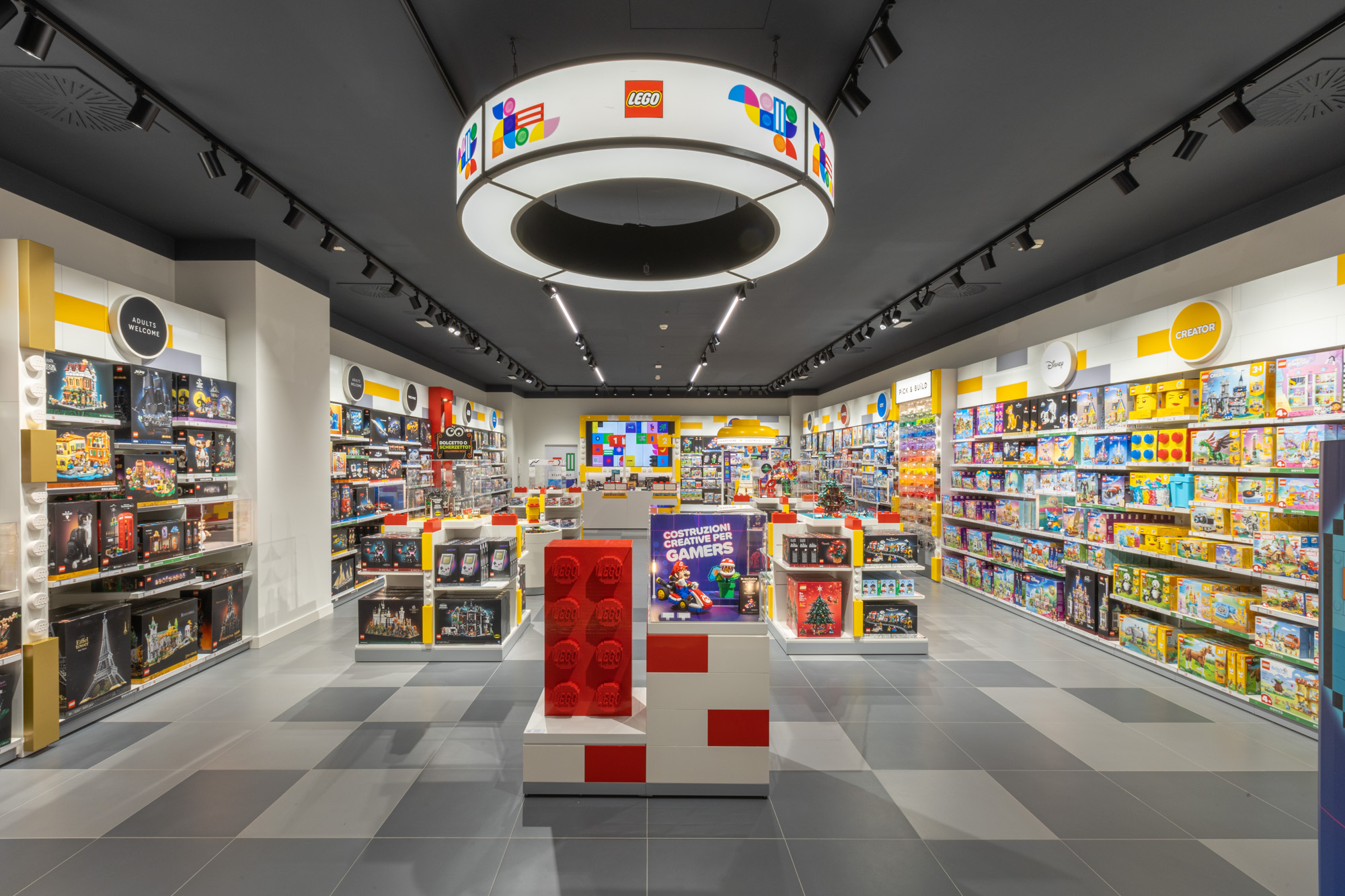 Images LEGO® Certified Store Verona Adigeo