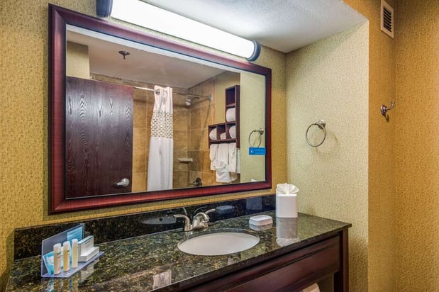 Images Hampton Inn Johnson City