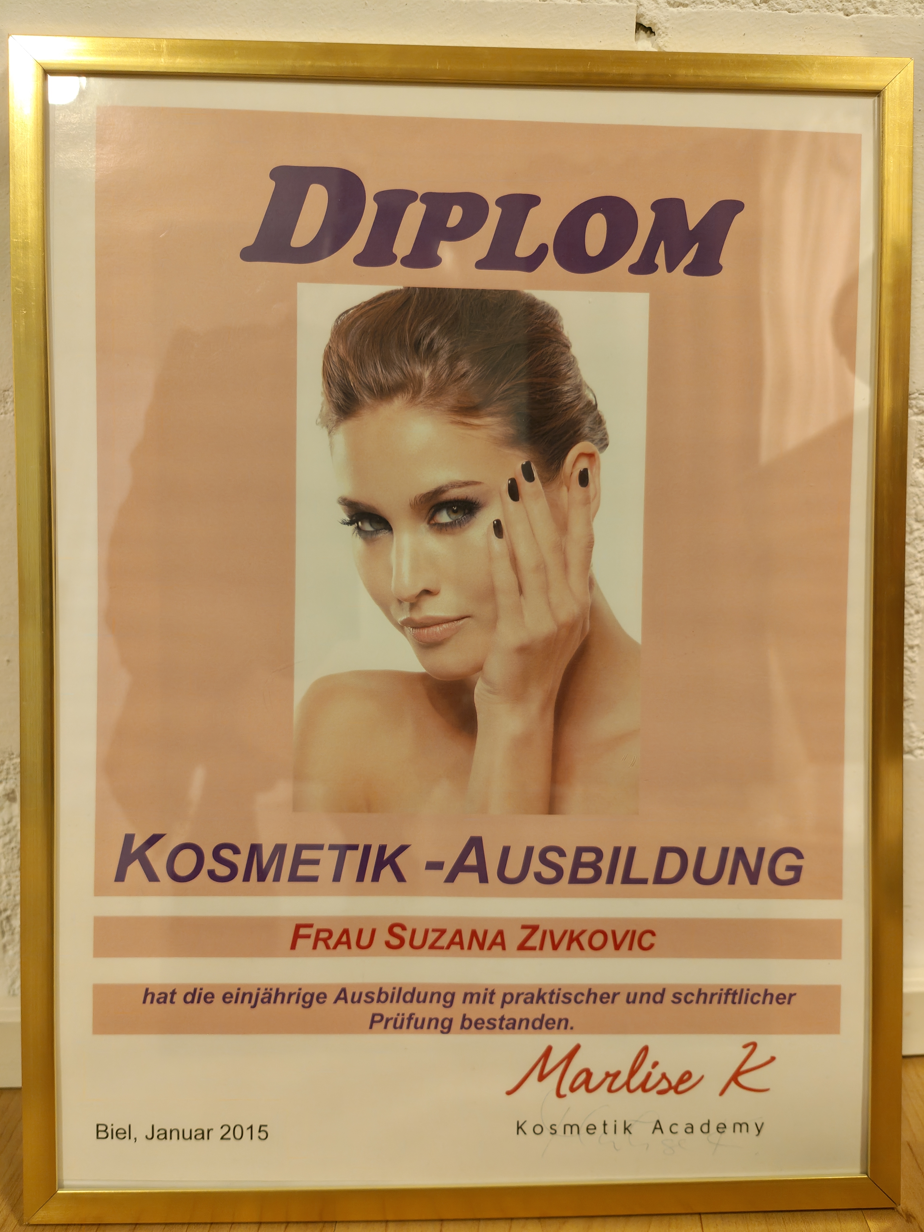 Suzis Nails, Suzana Zivkovic, Bahnhofstrasse 33 in Dübendorf