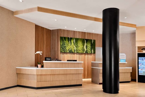 Images Hilton Garden Inn LAX Los Angeles Airport