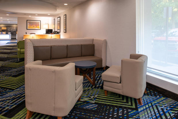 Images Holiday Inn Express Towson Baltimore N by IHG