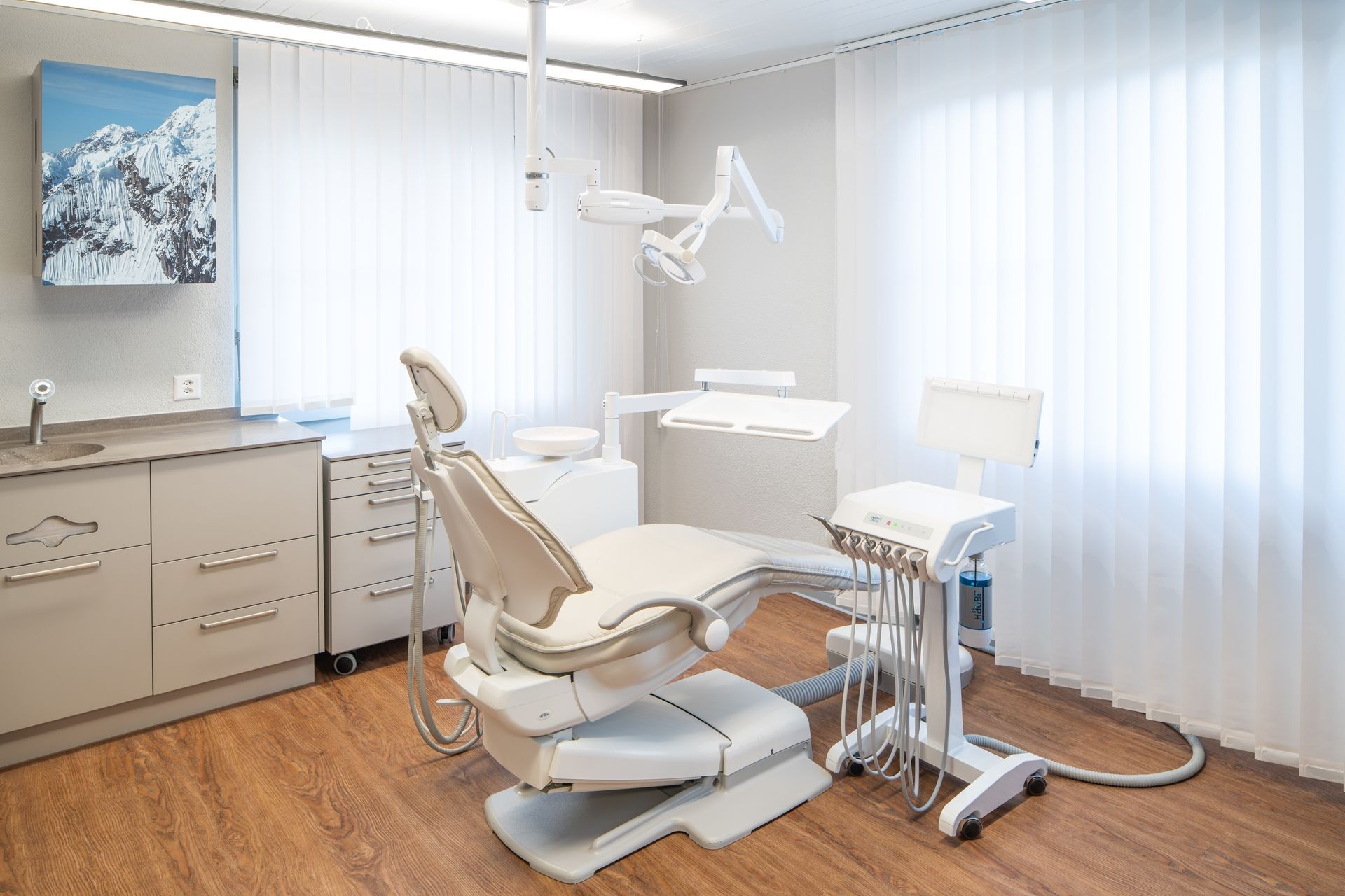 Bilder Dr. med. dent. Jaksic Katarina