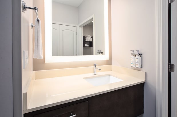 Images Staybridge Suites Auburn Hills by IHG