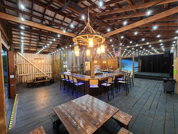 Images Toad's BARn & Grill