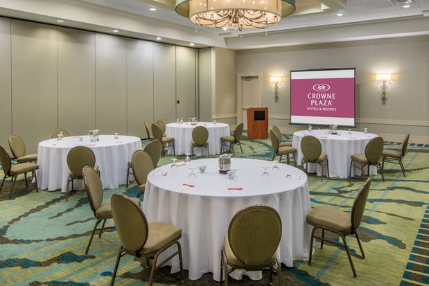Images Crowne Plaza Charleston Airport - Conv Ctr by IHG