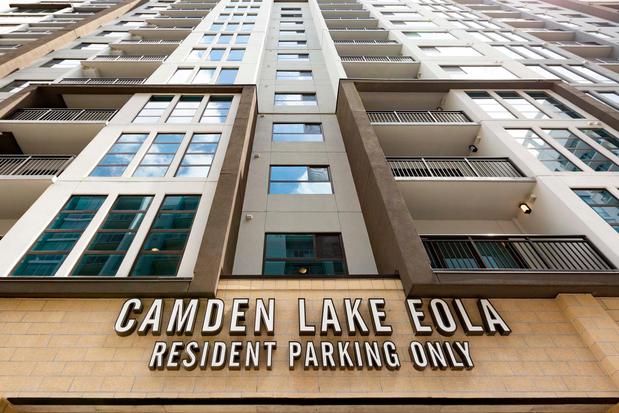 Images Camden Lake Eola Apartments