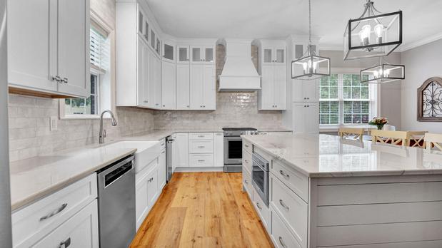 Images Destin Discount Granite and Cabinets