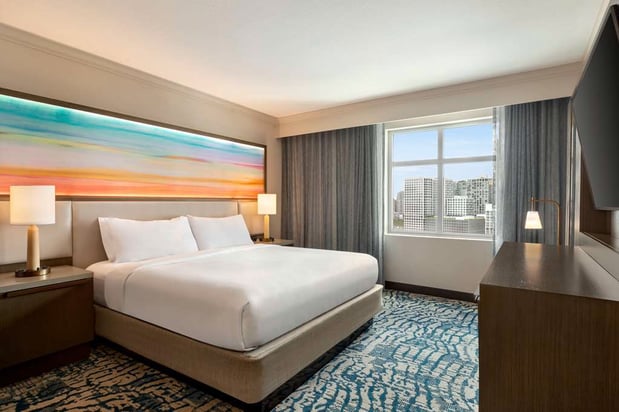Images Embassy Suites by Hilton Tampa Downtown Convention Center