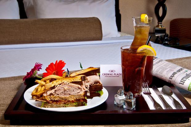 Images Crowne Plaza Portland-Downtown Conv Ctr by IHG