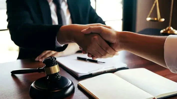 Images Escorza Hernández Abogados