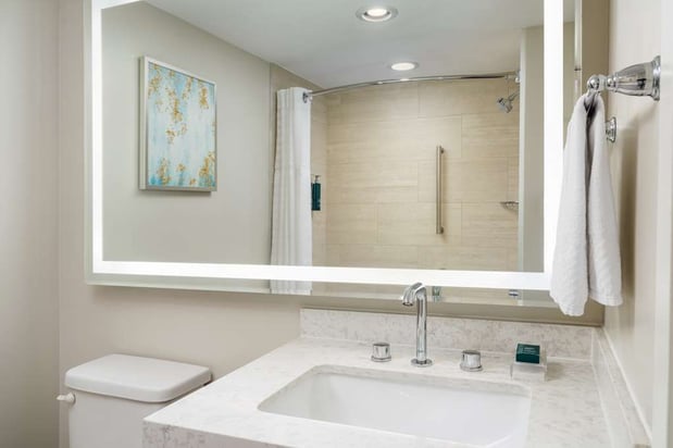 Images Hilton Santa Barbara Beachfront Resort