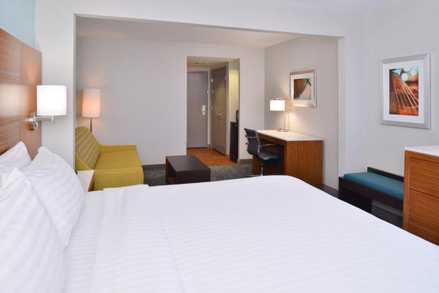 Images Holiday Inn Express & Suites Austin North Central by IHG