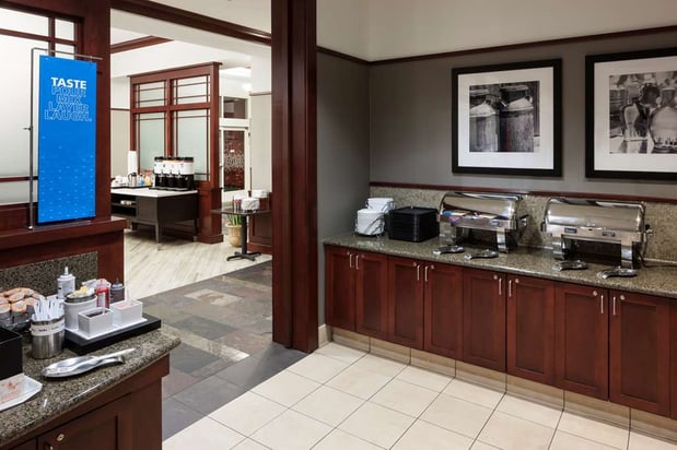 Images Hampton Inn & Suites Oklahoma City-Bricktown