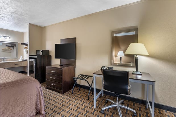 Images SureStay by Best Western Summersville