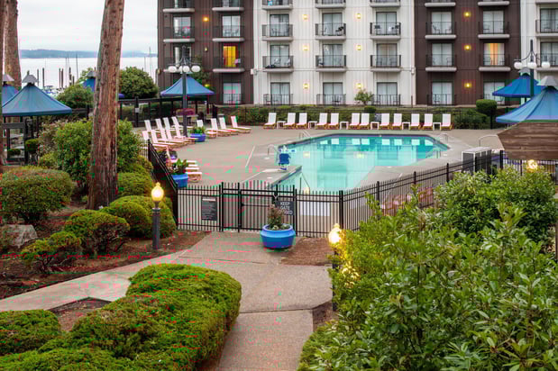 Images Holiday Inn Portland - Columbia Riverfront by IHG