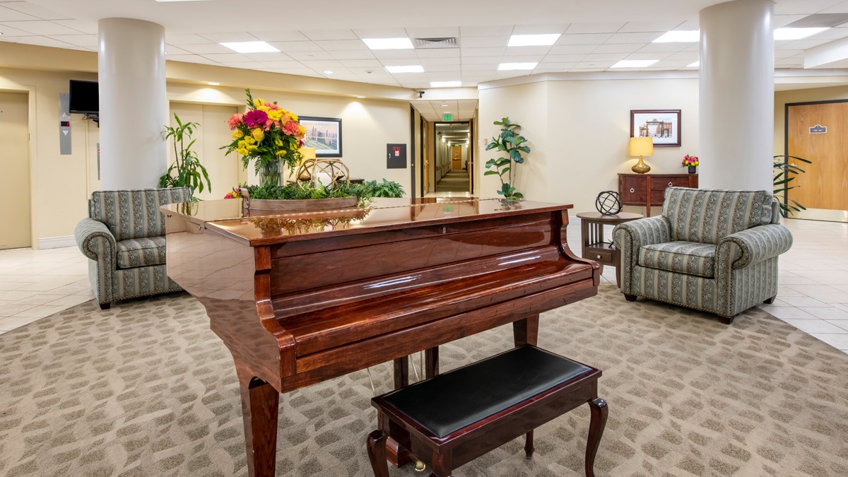 Brookdale Meridian Englewood Foyer