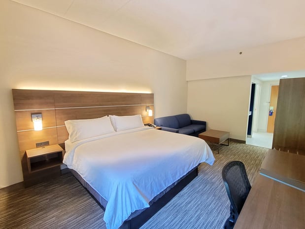 Images Holiday Inn Express Edgewood-Aberdeen-Bel Air by IHG
