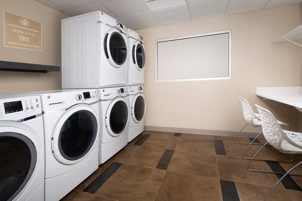 Images Candlewood Suites Alexandria West by IHG