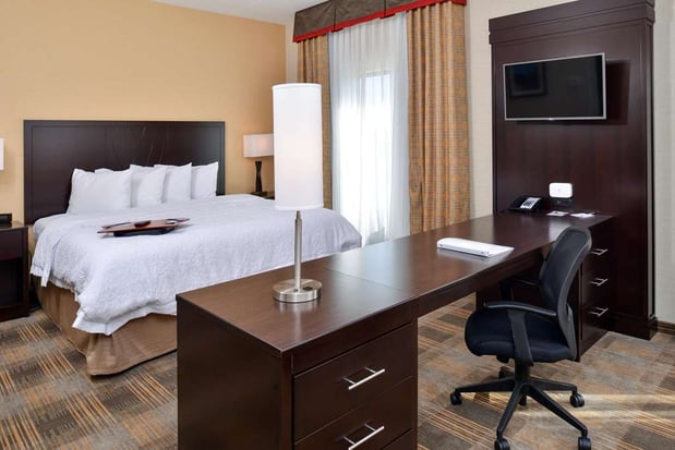 Images Hampton Inn & Suites California University-Pittsburgh