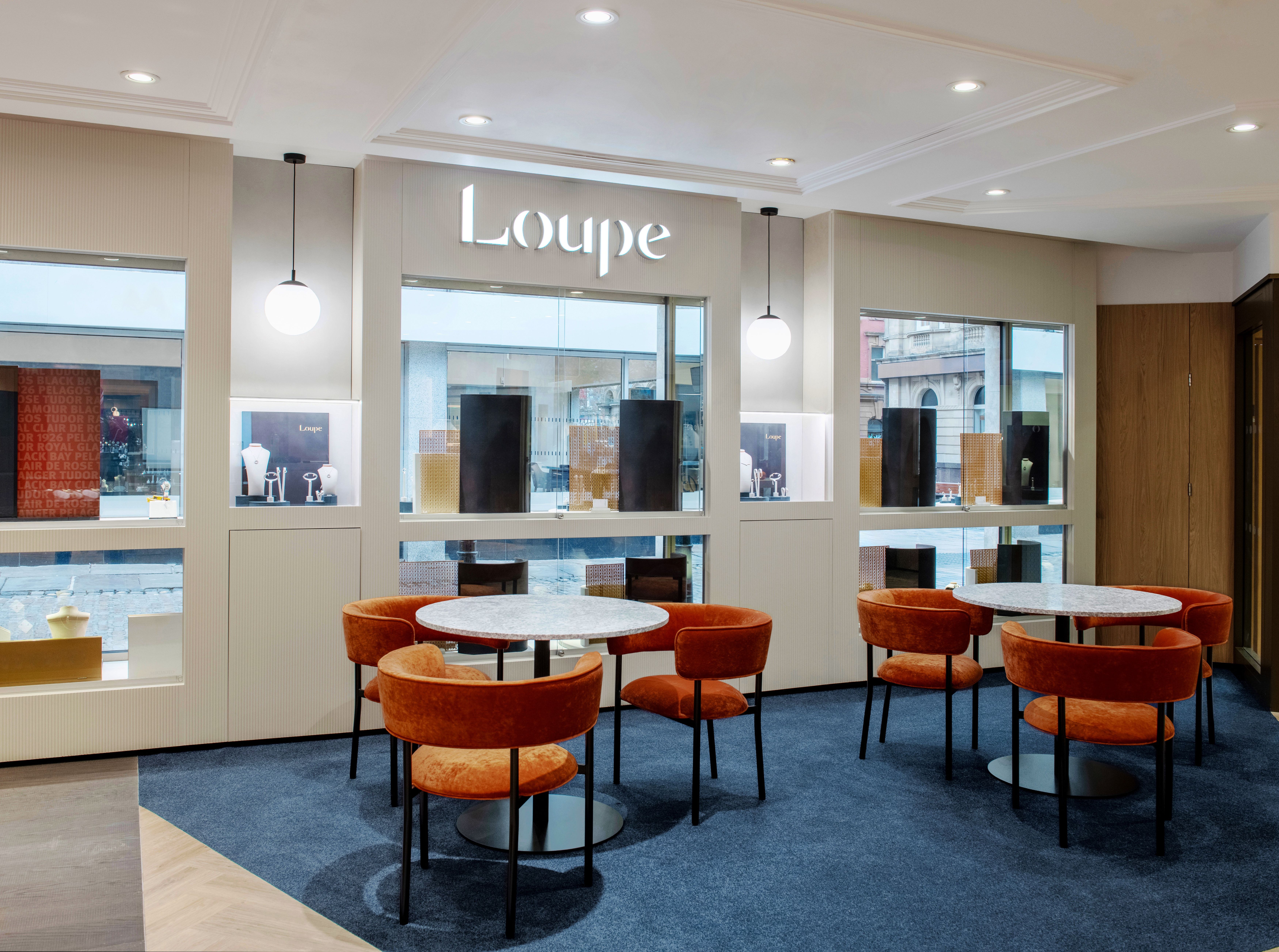 Loupe Interior