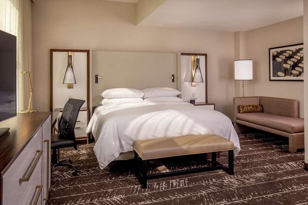 Images DoubleTree by Hilton Youngstown Downtown