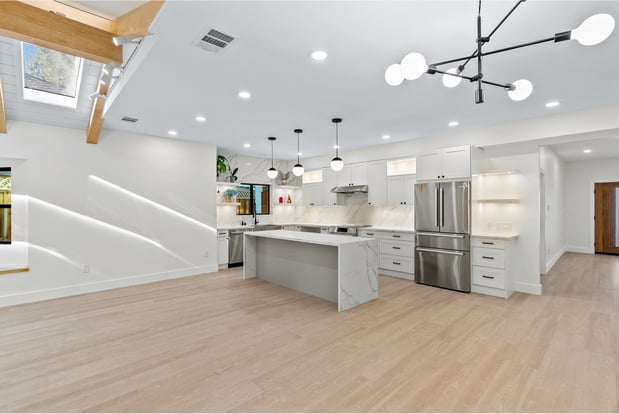 Images Monteon Builders Inc